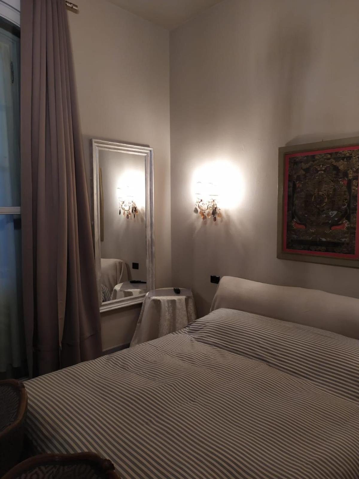 Camera Navigli Con Bagno Privato Μιλάνο Εξωτερικό φωτογραφία