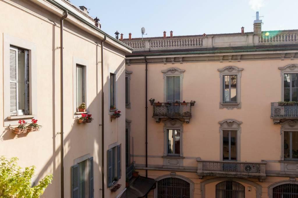 Camera Navigli Con Bagno Privato Μιλάνο Εξωτερικό φωτογραφία